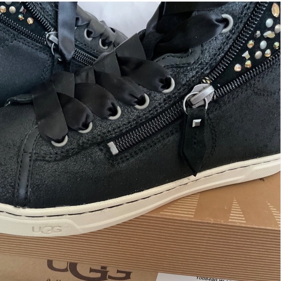 UGG Australia Blaney Crystal High Top Sneakers Black New in Box - Picture 3 of 15